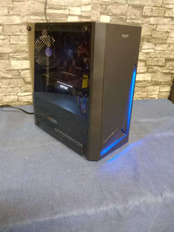 Intel Core i7 6700K Gaming PC**Zotac AMP GTX1070 8GB Graphics**16GB Ram*MSI SSD**