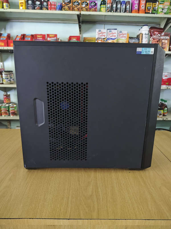 Core i3 6100**1TB HDD**8GB DDR4 Gaming ram**Asus Board