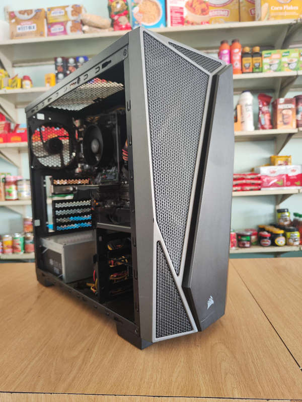 Ryzen 5 5600G PC**16GB Gaming Ram**Asus Wifi MB**700W PSU