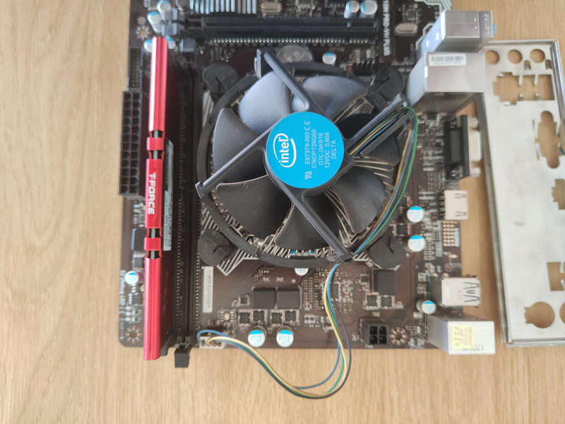 Intel Core i5 7500 Combo**8GB Gaming Ram**MSI Pro series board