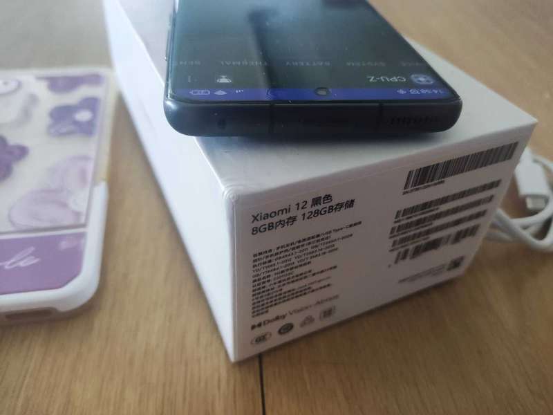 Xiaomi 12 / MI 12 ** 8GB** 128GB**Snapdragon 8 gen 1
