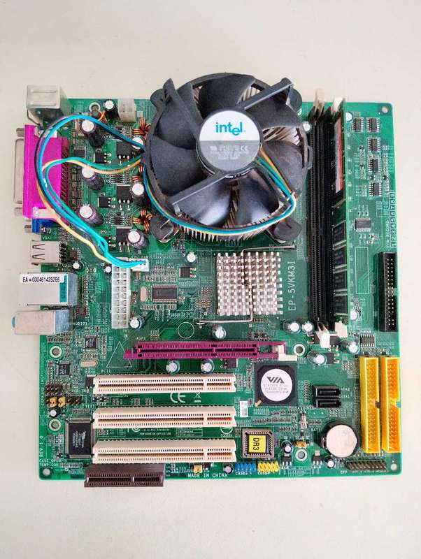 Intel Pentium 4 Combo**Intel Green board**256MB DDR400**