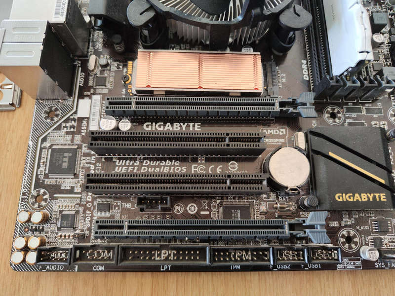 Core i7 Combo**Gigabyte B150M Board**500GB NVME**8GB Ram