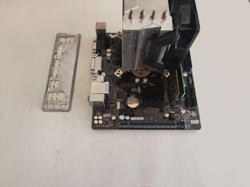 Intel Core i5 8500 Combo**16GB DDR4 Ram**H310M Motherboard**