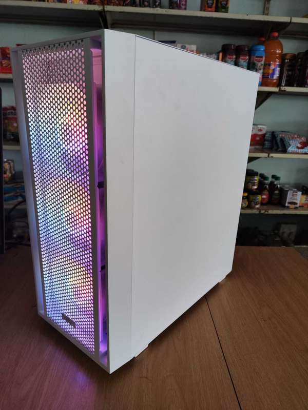 Core i7 Budget Gamer**GTX650 2GB**12GB Ram**500GB SSD