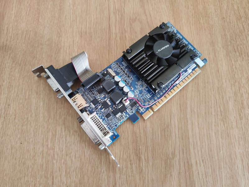 Gigabyte GT210 1GB GDDR3 Graphics Card**Great Display Adaptor**