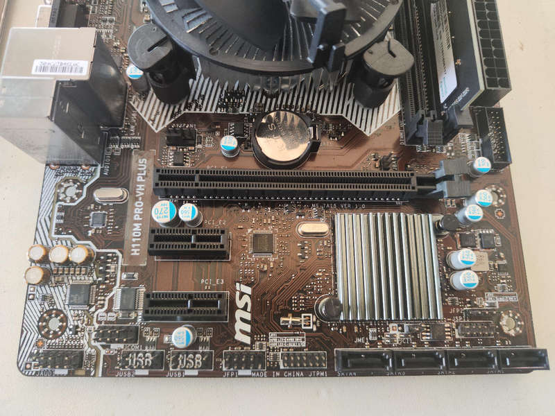 Intel Core i5 7500 Combo**MSI Pro series board**8GB DDR4 Ram**