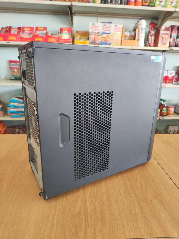 Intel Core i5 7500 PC**16GB Gskill Ram**500GB SSD**MSI Board