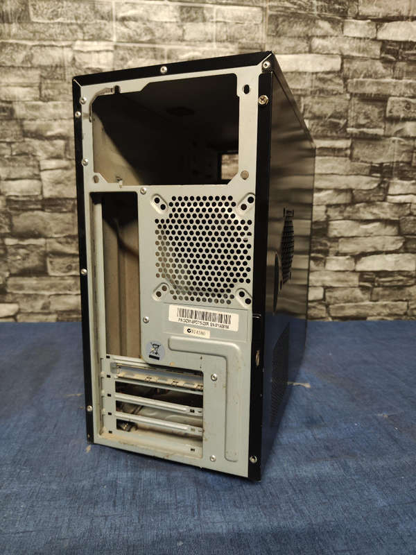 Gigabyte Chassis**fits MATX+ ITX boards**