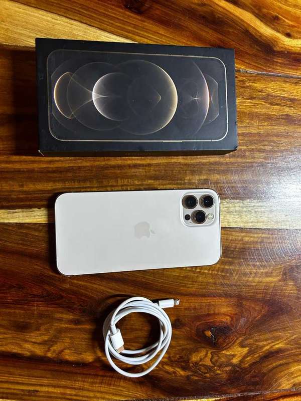 iPhone 12 Pro Max**81% Battery Health**