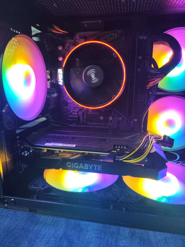 Ryzen 7 Gaming PC**GTX1660 Ti 6GB Graphics**16GB DDR4 Ram**1TB SSD