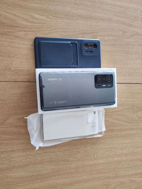 Xiaomi 11T ( MI 11T)**8GB +4GB Ram**128GB UFS3.1 Storage**Dimensity 1300 5G