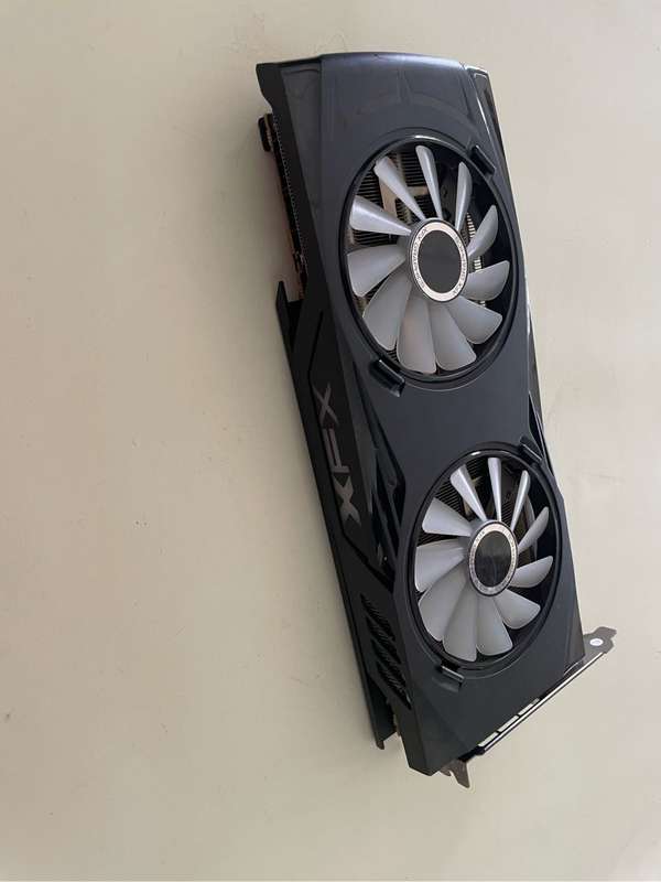XFX GTR Black Edition LED RX580 8GB**1450MHZ !!! **Amazing and Beautiful card**