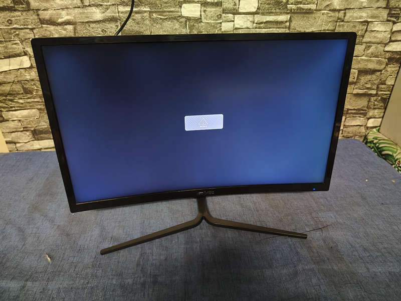 ViewSonic VX2458 Gaming Monitor**144Hz**Curved Screen**1ms Response**built in Speakers