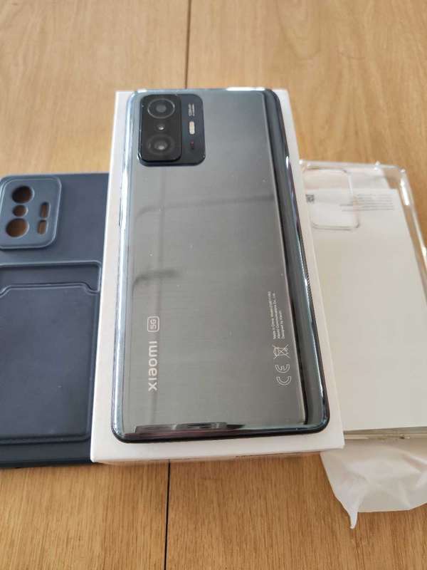 Xiaomi 11T ( MI 11T)**8GB +4GB Ram**128GB UFS3.1 Storage**Dimensity 1300 5G