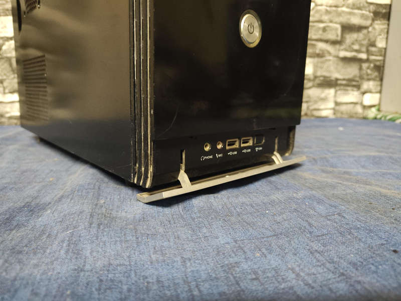 Gigabyte Chassis**fits MATX+ ITX boards**