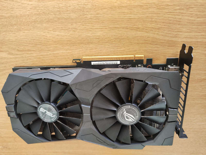 Asus ROG Strix GTX1650 4GB Graphics card**6 Pin Power**RGB**