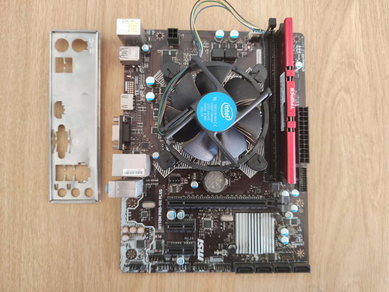 Intel Core i5 7500 Combo**8GB Gaming Ram**MSI Pro series board