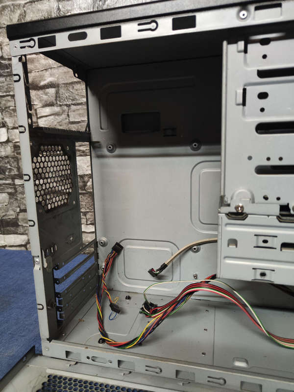 Gigabyte PC Chassis**M-ATX, DTX andIX boards**