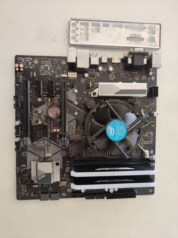 Intel Core i5 9400F Combo**16GB Corsair RGB Ram**Asus Prime H370M-Plus Motherboard