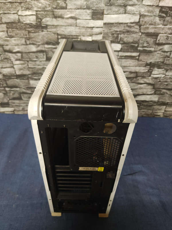 Coolermaster White Large Gaming Case
