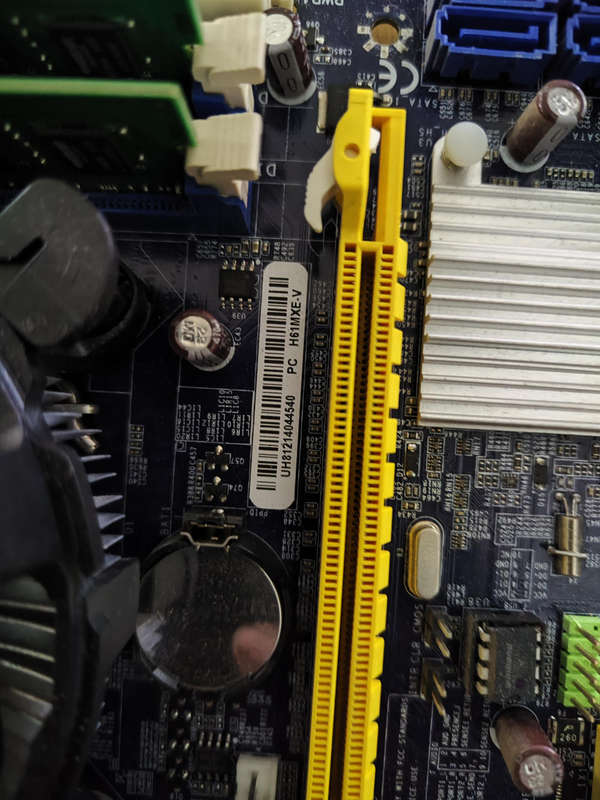 Intel Core i3 3220 Combo**4GB Ram**Foxconn Board**
