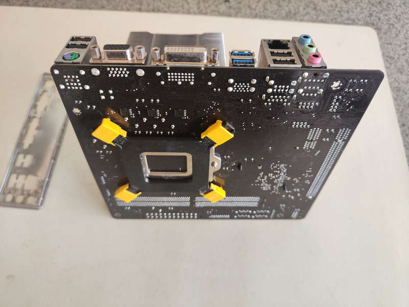 Intel Core i5 8500 Combo**16GB DDR4 Ram**H310M Motherboard**
