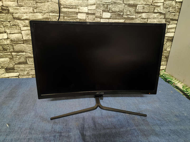 ViewSonic VX2458 Gaming Monitor**144Hz**Curved Screen**1ms Response**built in Speakers