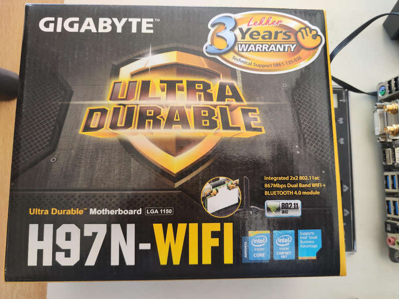 Amazing ITX Combo**Core i5 4690K**16GB Gaming ram**Water-cooling**Wifi Motherboard