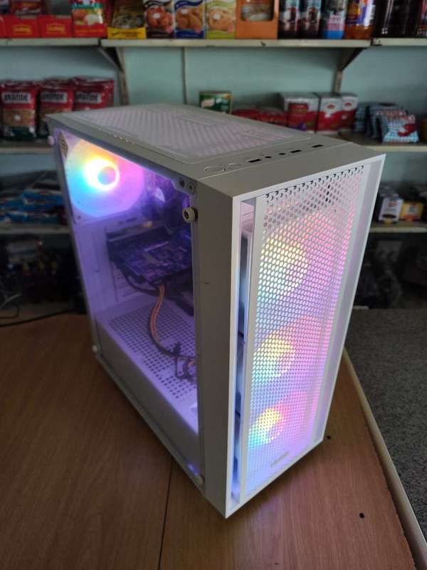 Core i7 Budget Gamer**GTX650 2GB**12GB Ram**500GB SSD