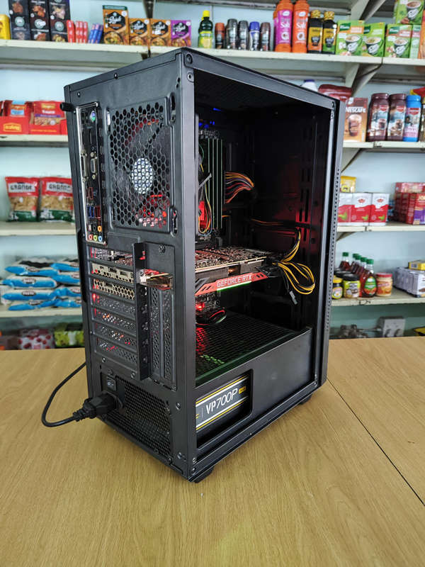Intel Core i7 Gaming PC**RTX2070 8GB Graphics**16GB DDR4**1TB SSD