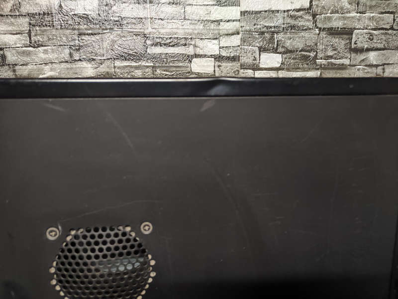 Gigabyte computer Case**M-ATX and ITX boards