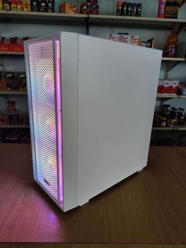 Intel Core i5 9600KF Gaming PC**GTX1660**16GB Corsair Gaming Ram**500GB NVME SSD