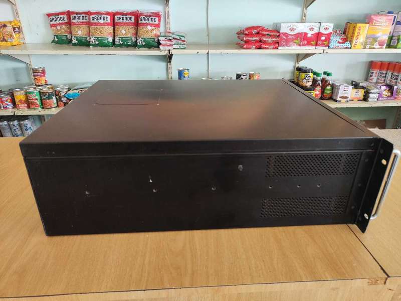 Lian Li Rack Mount Case**No HDD Caddy's**