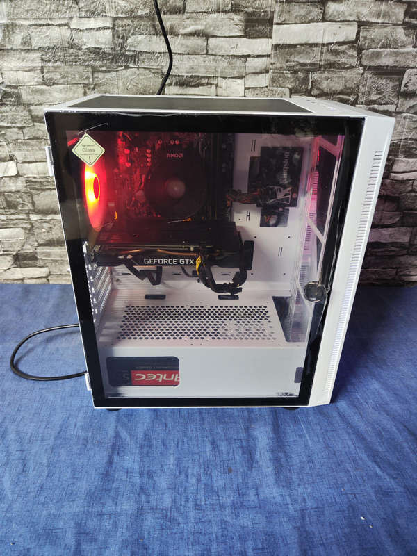Ryzen 7 Gaming PC**GTX1660 Super**16GB Ram**500GB SSD**