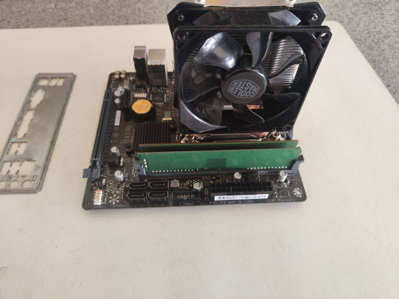 Intel Core i5 8500 Combo**16GB DDR4 Ram**H310M Motherboard**