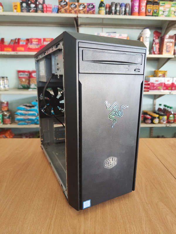 Intel Core i5 7500 PC**16GB Gskill Ram**500GB SSD**MSI Board