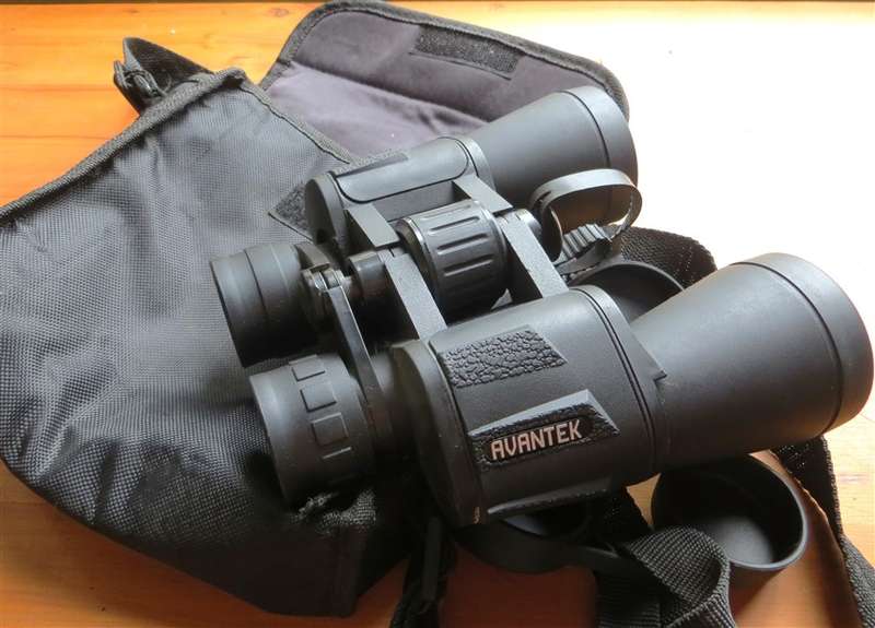 AVANTEK Water-Resistant Binoculars 10 X 50 with Case & Lens Caps