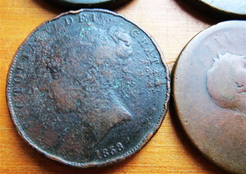 3 x 1797 GB Cartwheel Pennies + 2 Old GB Pennies - Bid per coin