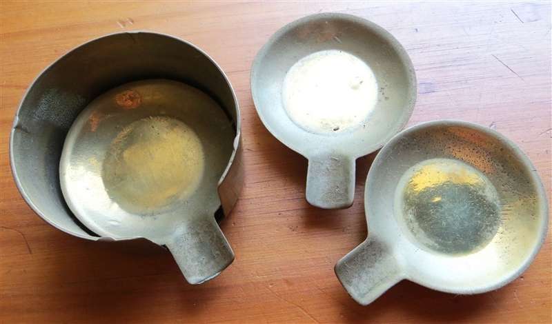 Brass ashtrays Set  -  3 + Set Holder
