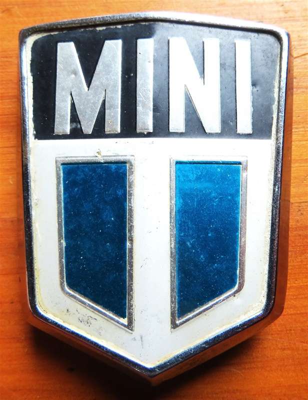 Vintage MINI Car Badge Mini CZH 1305 Original Hood logo shield