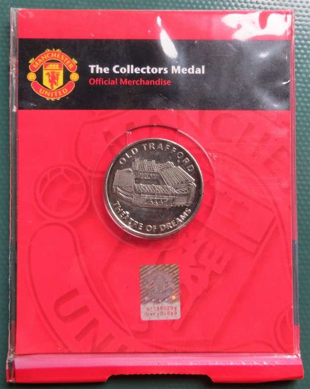 Manchester United Old Trafford Theatre of Dreams Medallion