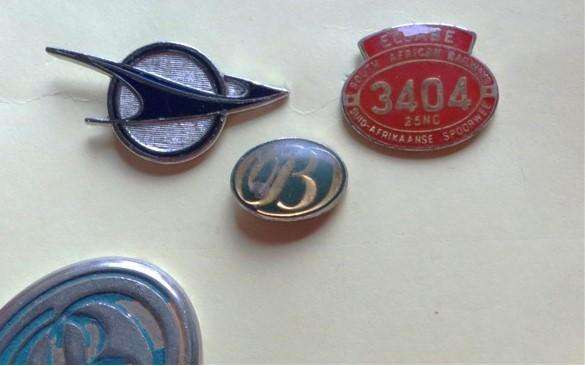 SAR / SAS Blue Train Badges + Pins Lot