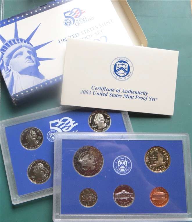 2002 US Proof Coin Set & includes 5 x New proof Quarters Set