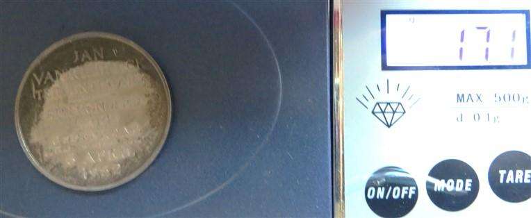 1952 Jan Van Riebeeck Silver 17.1gr Tercentenary Comemmorative Medallion in Box