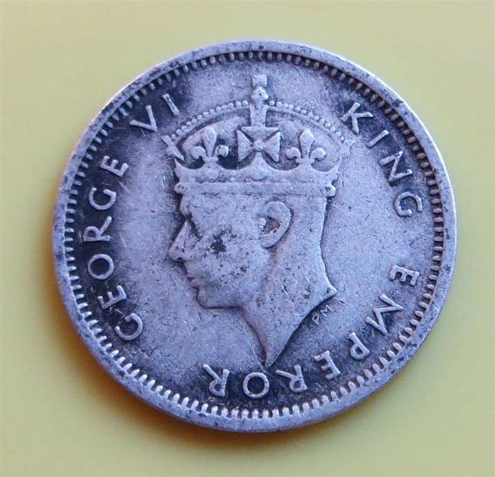 1942 Southern Rhodesia 3d Silver Coin