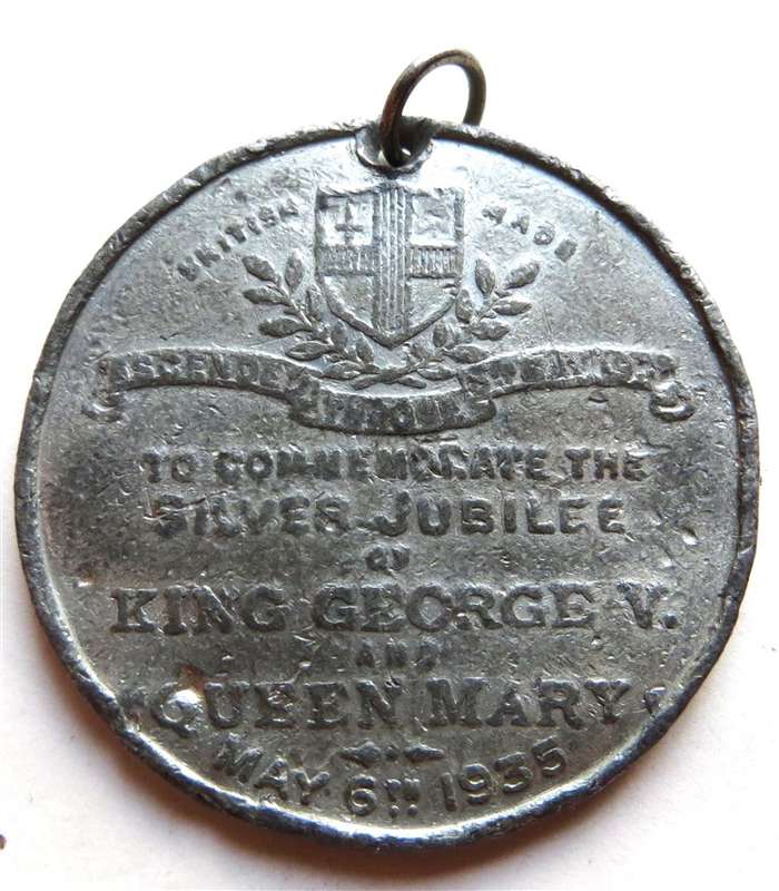 1935 Silver Jubilee King George V & Mary Medallion
