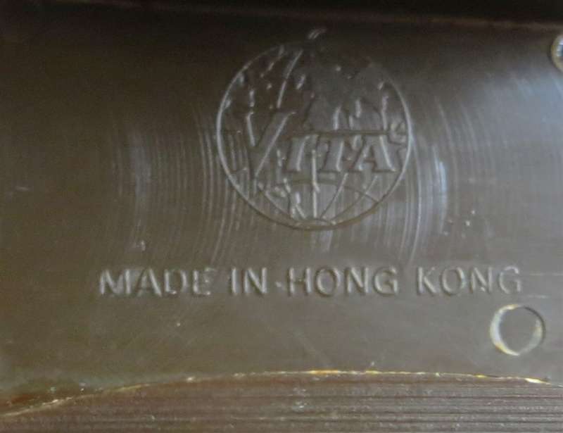 VITA - Vintage - Lions on Plinth - Made in Hong Kong - 1 bid for both