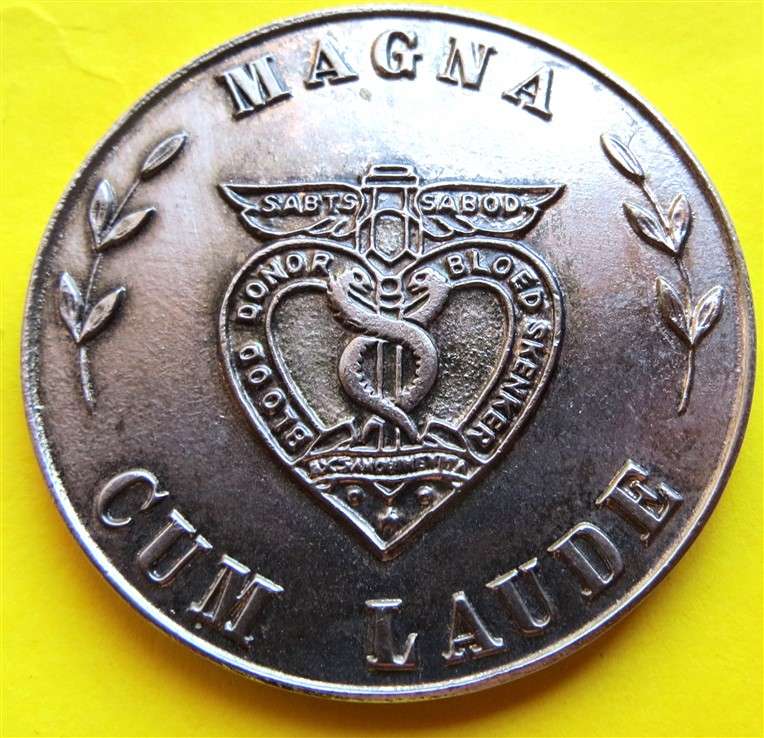 1992 Magna Cum Laude SANBS Medallion - P.J Ludick
