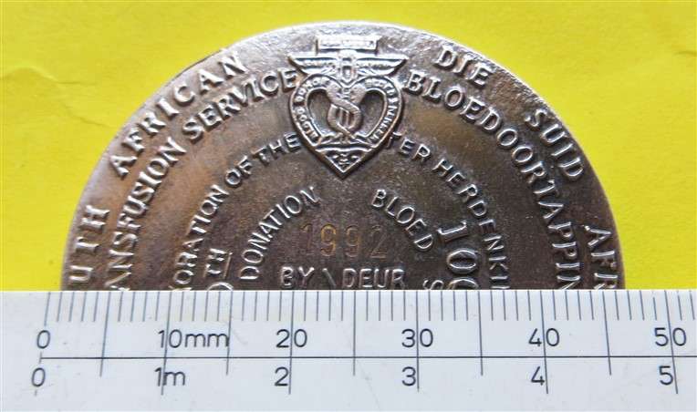 1992 Magna Cum Laude SANBS Medallion - P.J Ludick
